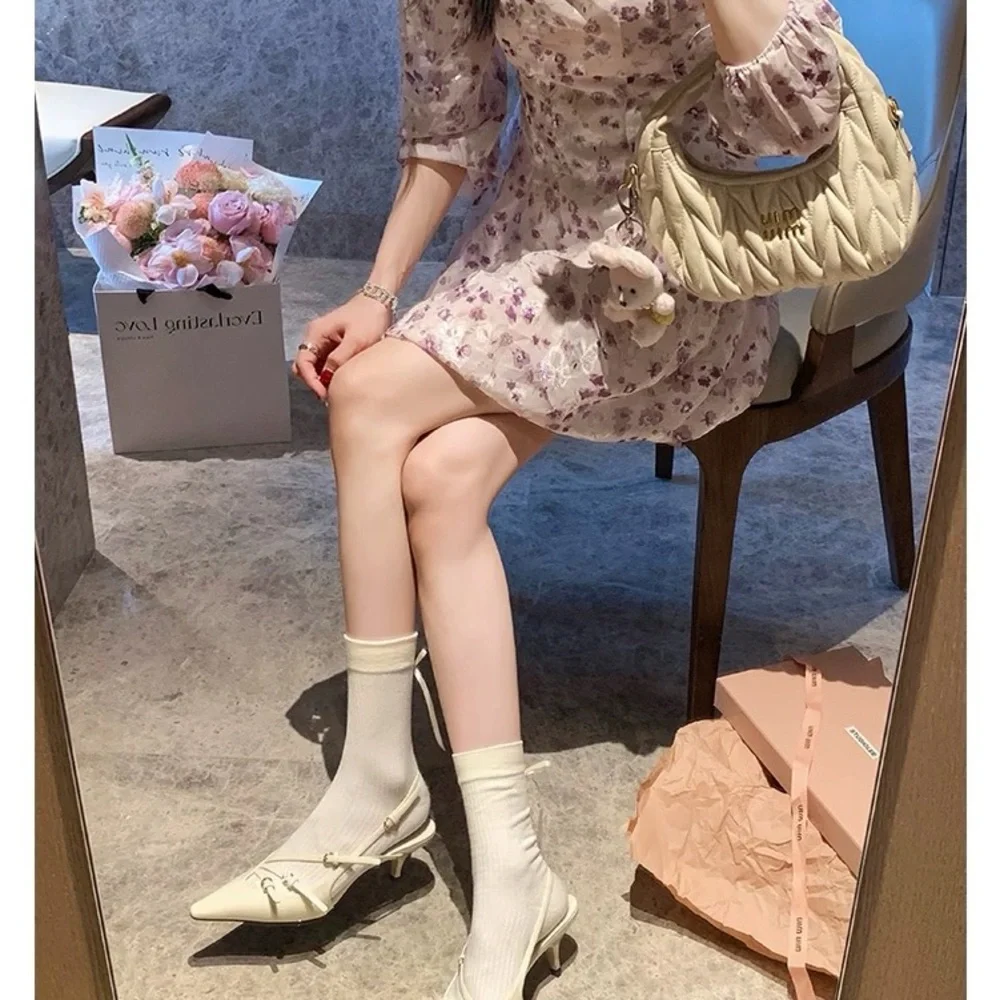 Cat heel shoes
